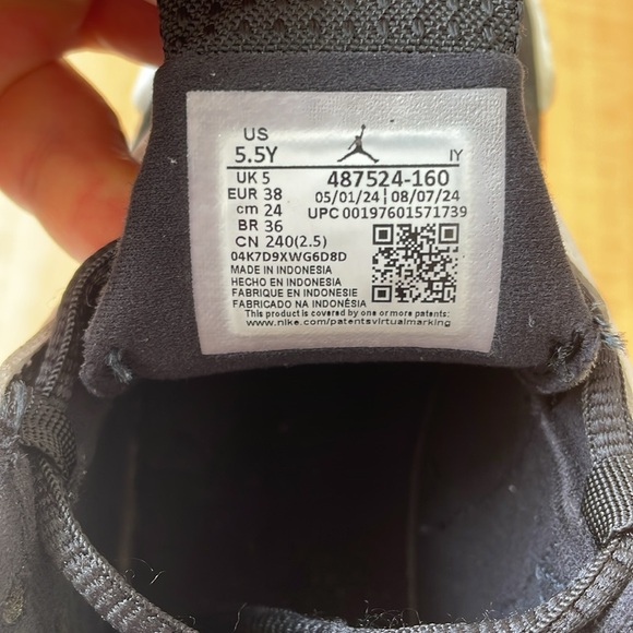 Jordan 14 Retro Black Toe (2024) Kids Shoes Size 5.5Y NBA Basketball - Picture 7 of 11